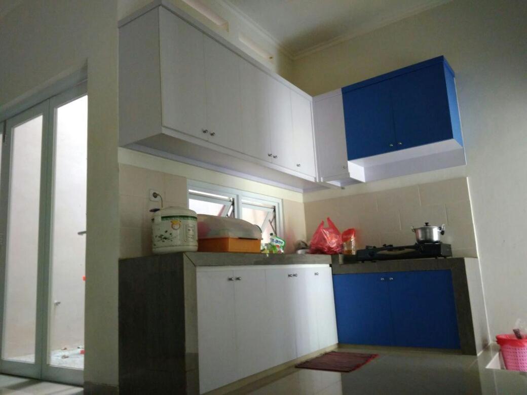Bintara Jaya Yemima Guest House Μπεκάσι Εξωτερικό φωτογραφία