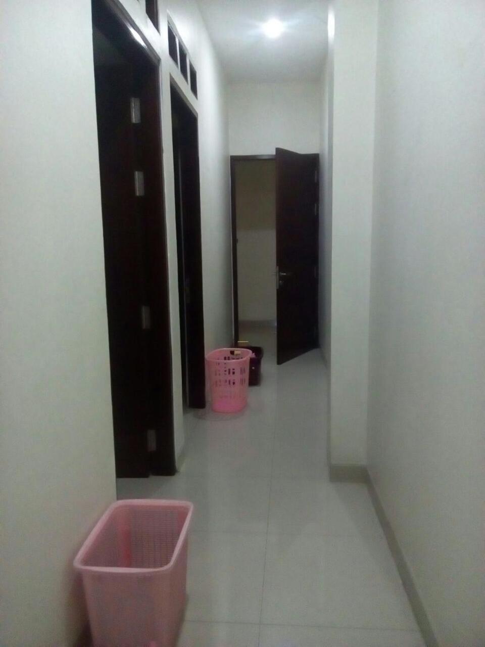 Bintara Jaya Yemima Guest House Μπεκάσι Εξωτερικό φωτογραφία